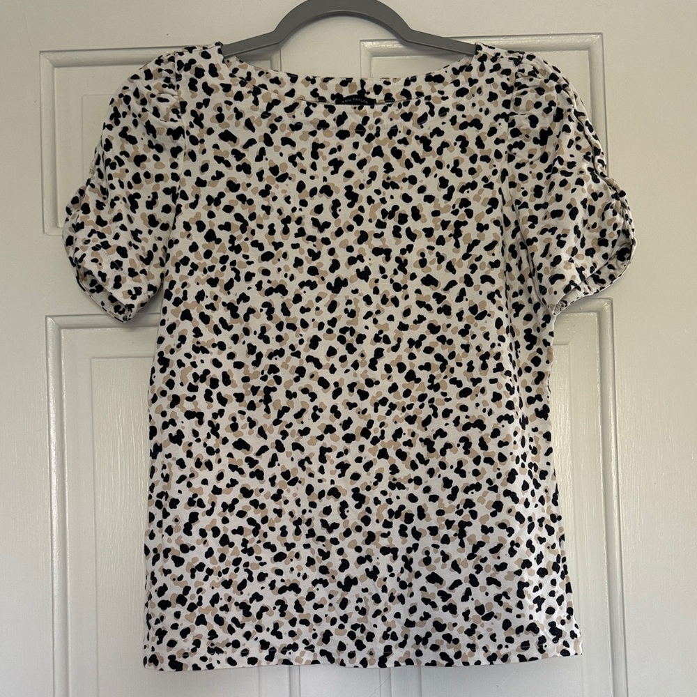 Ann Taylor Black and Cream Patterned Blouse